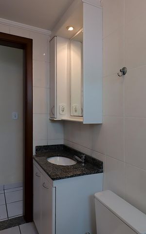 Apartamento à venda com 51m², 2 quartos e 2 vagasBanheiro Social