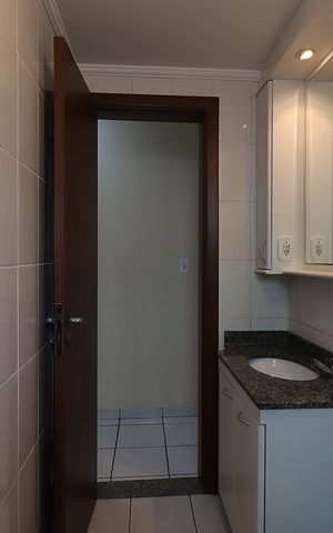 Apartamento à venda com 51m², 2 quartos e 2 vagasBanheiro Social
