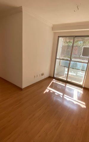 Apartamento à venda com 60m², 2 quartos e sem vagaSala