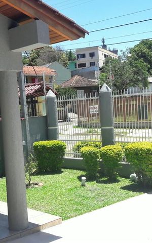 Casa à venda com 200m², 3 quartos e 3 vagasÁrea externa