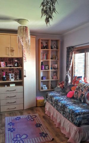 Casa à venda com 200m², 3 quartos e 3 vagasQuarto 2