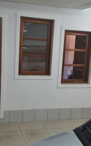Casa à venda com 200m², 3 quartos e 3 vagasÁrea externa