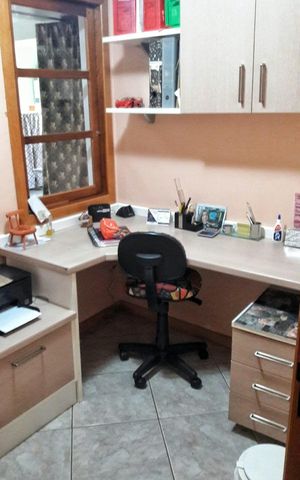 Casa à venda com 200m², 3 quartos e 3 vagasQuarto 3