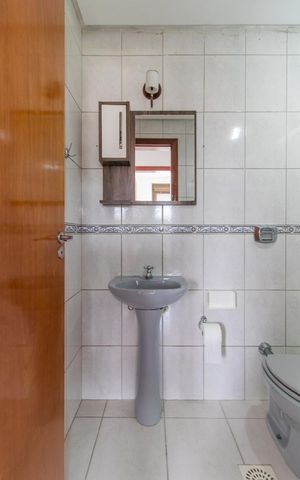 Apartamento para alugar com 60m², 2 quartos e 2 vagasBanheiro