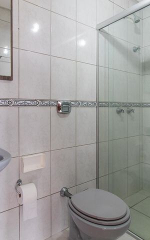 Apartamento para alugar com 60m², 2 quartos e 2 vagasBanheiro
