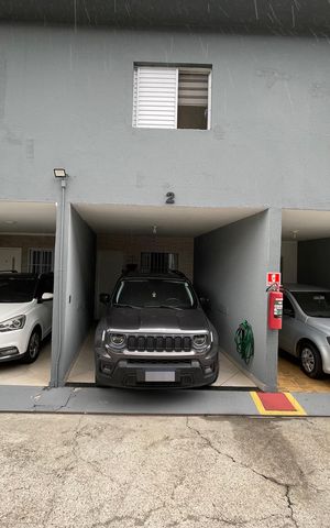 Casa de condomínio à venda com 72m², 2 quartos e 1 vaga Casa de condomínio à venda com 72m², 2 quartos e 1 vagaGaragem