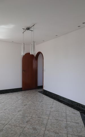 Apartamento à venda com 130m², 3 quartos e 2 vagasSala