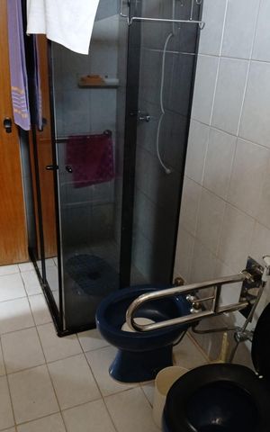 Casa à venda com 400m², 3 quartos e 3 vagas Casa à venda com 400m², 3 quartos e 3 vagasQuarto