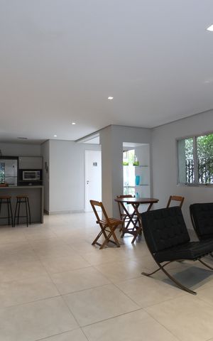 Apartamento para alugar com 70m², 2 quartos e 1 vagaÁrea Comum - Salão de Festas
