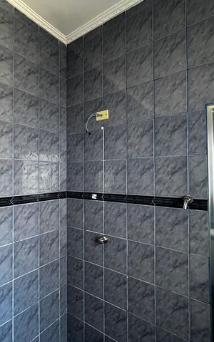 Casa à venda com 499m², 5 quartos e 8 vagas Casa à venda com 499m², 5 quartos e 8 vagasBanheiro