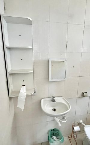 Casa à venda com 499m², 5 quartos e 8 vagas Casa à venda com 499m², 5 quartos e 8 vagasEdicula