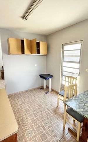 Casa à venda com 499m², 5 quartos e 8 vagas Casa à venda com 499m², 5 quartos e 8 vagasEdicula