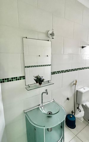 Casa à venda com 499m², 5 quartos e 8 vagas Casa à venda com 499m², 5 quartos e 8 vagasEdicula