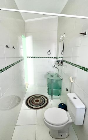 Casa à venda com 499m², 5 quartos e 8 vagas Casa à venda com 499m², 5 quartos e 8 vagasEdicula
