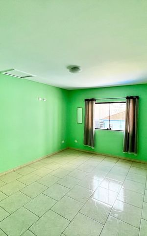 Casa à venda com 499m², 5 quartos e 8 vagas Casa à venda com 499m², 5 quartos e 8 vagasEdicula