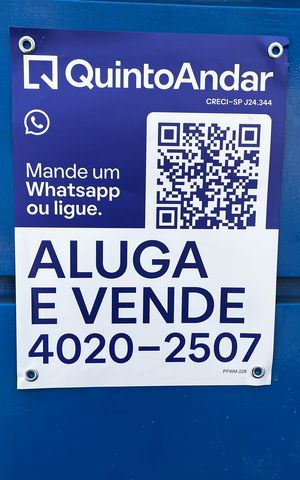 Casa à venda com 499m², 5 quartos e 8 vagas Casa à venda com 499m², 5 quartos e 8 vagasPlaquinha