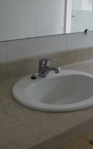 Casa de condomínio para alugar com 800m², 5 quartos e 5 vagasBanheiro da Suíte 3