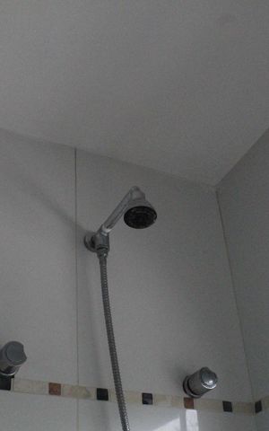 Casa de condomínio para alugar com 800m², 5 quartos e 5 vagasBanheiro da Suíte 3