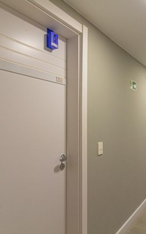 Studio para alugar com 33m², 1 quarto e 1 vaga Studio para alugar com 33m², 1 quarto e 1 vagaLockbox