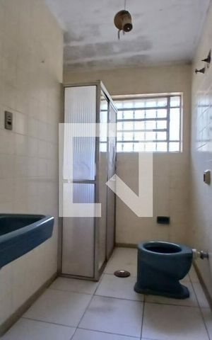 Casa à venda com 180m², 3 quartos e 2 vagas