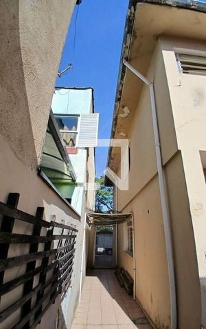 Casa à venda com 180m², 3 quartos e 2 vagas