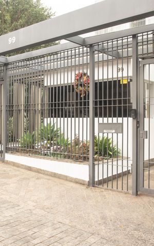 Apartamento à venda com 78m², 2 quartos e 1 vagaFachada