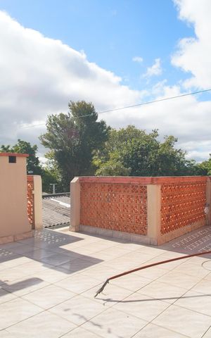 Casa à venda com 110m², 3 quartos e 2 vagasÁrea externa