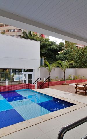 Apartamento à venda com 60m², 2 quartos e 1 vagaÁrea comum - Piscina
