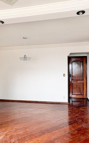 Apartamento para alugar com 84m², 3 quartos e 1 vaga Apartamento para alugar com 84m², 3 quartos e 1 vagaSala