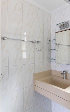 Apartamento à venda com 70m², 3 quartos e 2 vagasBanheiro da Suíte