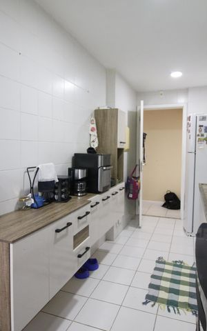 Apartamento à venda com 114m², 4 quartos e 2 vagasCozinha