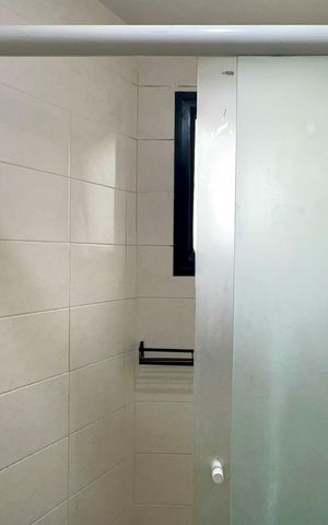 Apartamento à venda com 115m², 3 quartos e 3 vagas Apartamento à venda com 115m², 3 quartos e 3 vagasBanheiro social