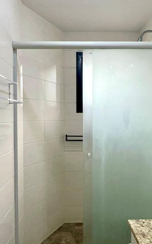 Apartamento à venda com 115m², 3 quartos e 3 vagas Apartamento à venda com 115m², 3 quartos e 3 vagasBanheiro social