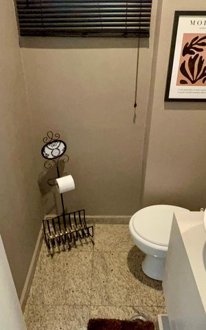 Apartamento à venda com 115m², 3 quartos e 3 vagas Apartamento à venda com 115m², 3 quartos e 3 vagasLavabo