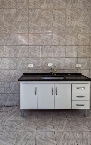 Casa para alugar com 40m², 1 quarto e sem vaga Casa para alugar com 40m², 1 quarto e sem vagaSala/Cozinha