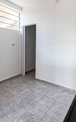 Casa para alugar com 40m², 1 quarto e sem vaga Casa para alugar com 40m², 1 quarto e sem vagaSala/Cozinha