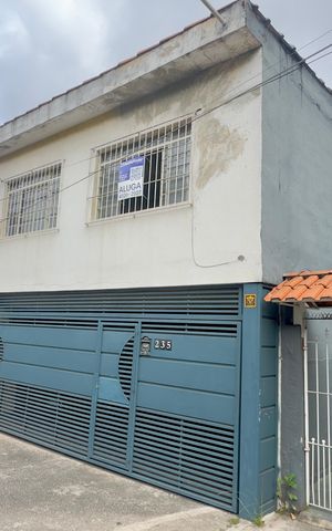 Casa para alugar com 55m², 1 quarto e 1 vaga Casa para alugar com 55m², 1 quarto e 1 vagaFachada