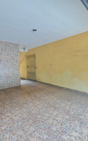 Casa para alugar com 55m², 1 quarto e 1 vaga Casa para alugar com 55m², 1 quarto e 1 vagaGaragem