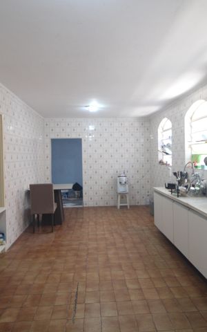 Casa para alugar com 320m², 3 quartos e 2 vagasCozinha