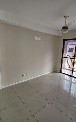 Apartamento à venda com 87m², 3 quartos e 1 vaga Apartamento à venda com 87m², 3 quartos e 1 vagaSala