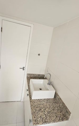 Apartamento à venda com 87m², 3 quartos e 1 vaga Apartamento à venda com 87m², 3 quartos e 1 vagaBanheiro