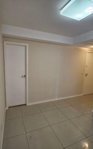Apartamento à venda com 87m², 3 quartos e 1 vaga Apartamento à venda com 87m², 3 quartos e 1 vagaSala