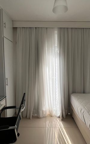 Apartamento para alugar com 121m², 3 quartos e 2 vagas Apartamento para alugar com 121m², 3 quartos e 2 vagasQuarto