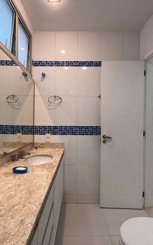 Apartamento para alugar com 121m², 3 quartos e 2 vagas Apartamento para alugar com 121m², 3 quartos e 2 vagasBanheiro social