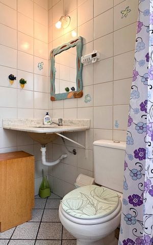 Apartamento à venda com 76m², 3 quartos e 1 vaga Apartamento à venda com 76m², 3 quartos e 1 vagaBanheiro Social