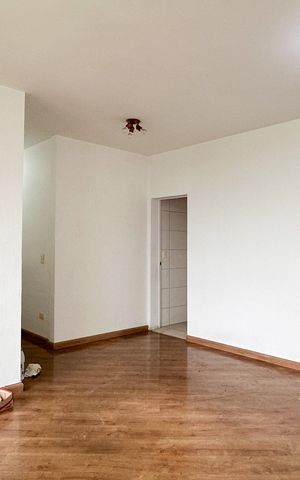 Apartamento à venda com 76m², 3 quartos e 1 vaga Apartamento à venda com 76m², 3 quartos e 1 vagaSala