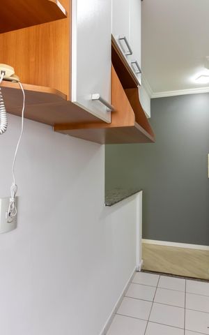 Apartamento à venda com 65m², 2 quartos e 2 vagas Apartamento à venda com 65m², 2 quartos e 2 vagasCozinha