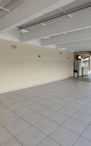 Apartamento para alugar com 50m², 2 quartos e 1 vaga Apartamento para alugar com 50m², 2 quartos e 1 vagaÁrea comum - Salão de festas