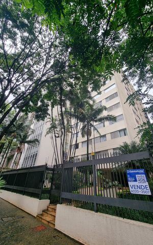 Apartamento para alugar com 107m², 3 quartos e 1 vaga Apartamento para alugar com 107m², 3 quartos e 1 vagaFachada