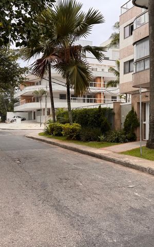 Apartamento à venda com 125m², 4 quartos e 2 vagas Apartamento à venda com 125m², 4 quartos e 2 vagasFachada